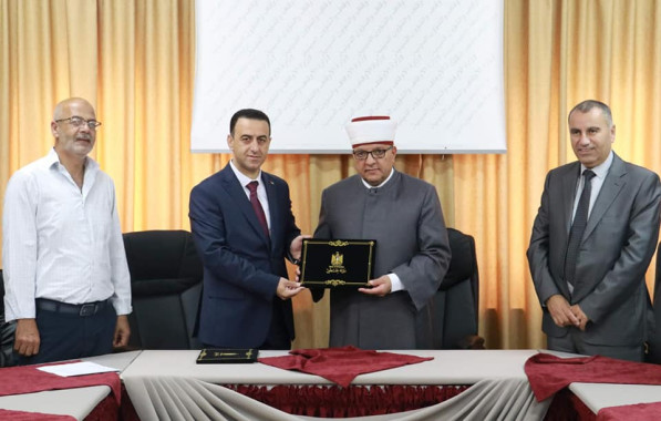 مذكرة تفاهم تاريخية لإنصاف معلمي الأوقاف