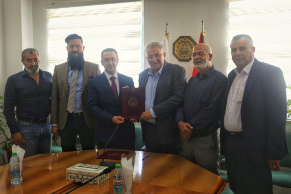 جامعة القدس منح ماجستير_50%