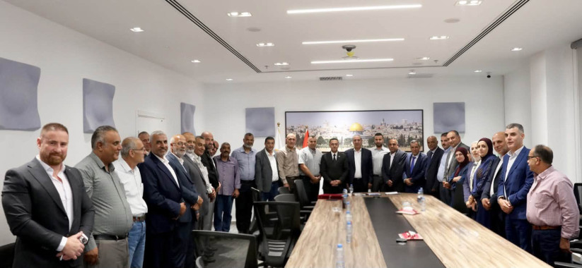 الشيخ يستقبل وفد اتحاد المعلمين الفلسطينيين