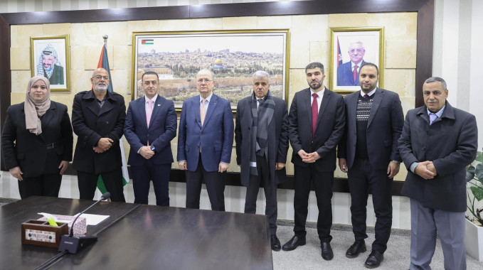 رئاسة الوزراء وسلطة النقد