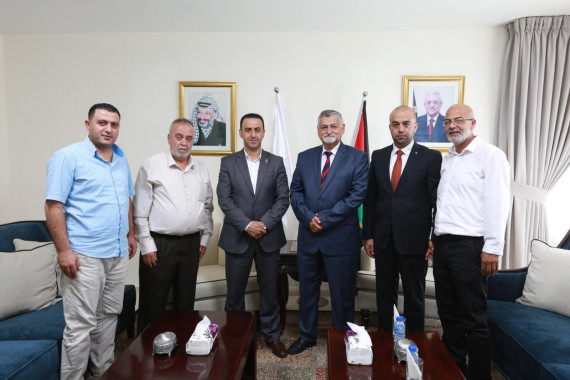 رئيس الجامعة أ. د. سمير النجدي يبحث سبل التعاون مع الأمين العام لاتحاد المعلمين أ. سائد ارزيقات