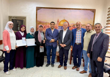 تكريم المعلمات في دورة التعلم العاطفي في فرع طولكرم
