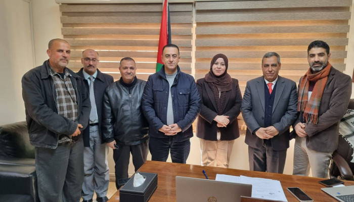 زريقات يترأس وفداً من اتحاد المعلمين لزيارة مديرية تربية ضواحي القدس تعزيزاً للشراكة التربوية