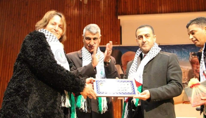 الاتحاد العام للمعلمين الفلسطينين يكرم عددا من المعلمين المتقاعدين في مناطق دمشق