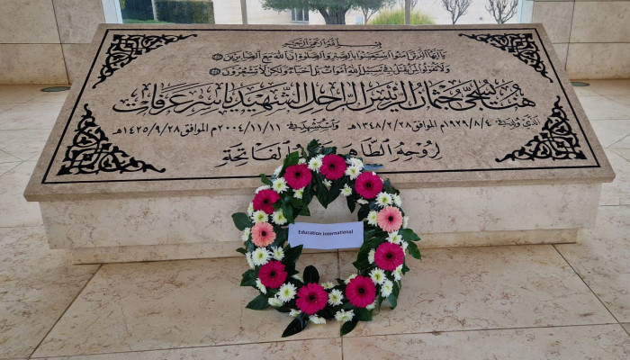 سلطات الاحـتلال تمنع وفد النقابات التعليمية الدولي من دخول فلسطين وتُعيده عبر معبر الكرامة