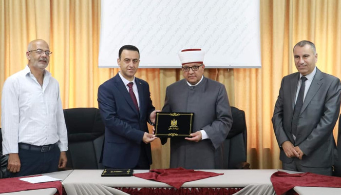 مذكرة تفاهم تاريخية لإنصاف معلمي الأوقاف