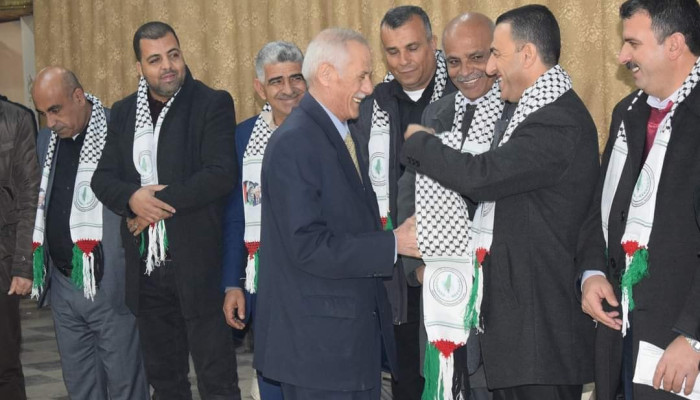اتحاد المعلمين الفلسطينيين يكرم عددا  من المعلمين المتقاعدين في يوم المعلم الفلسطيني